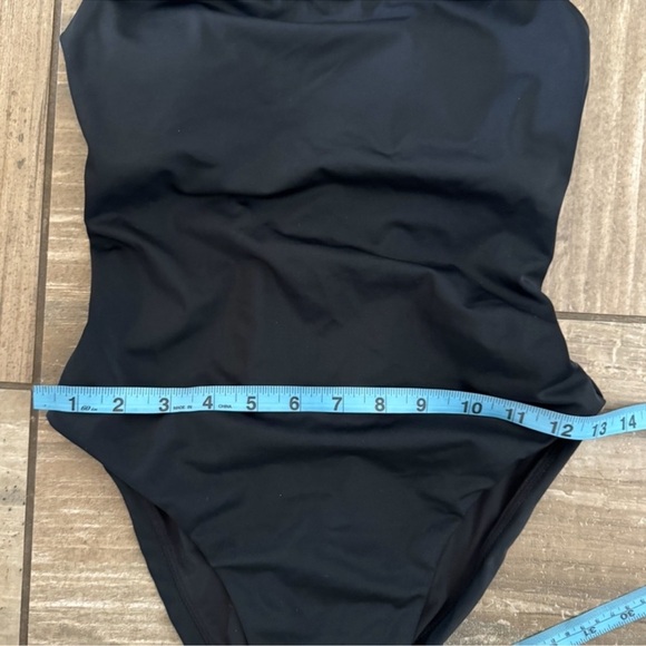 Andie Swim The Fiji One Piece size small in black New - Picture 11 of 12